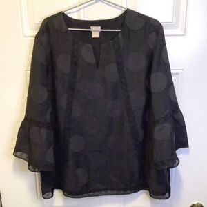 CHICO’S 3/16-18 Black Top Polka Dots Bell Sleeve Minimalist Casual Split Neck